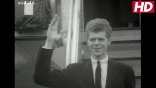 Van Cliburn returns from Moscow 1958 [upl. by Anaitsirk354]