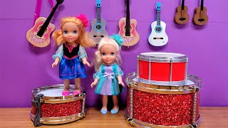 Backstage  Elsa amp Anna are playing musical instruments  Barbie dolls [upl. by Enivid320]