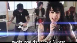 Falling In ReverseIm Not a Vampireofficial videoSub Español [upl. by Imre]