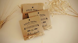 Cómo hacer unos sobres para pañuelos para lágrimas de felicidad 😭  DIY [upl. by Rodnas]