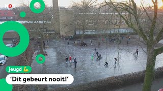 Schoolplein omgetoverd tot schaatsbaan ⛸️ [upl. by Aribold871]