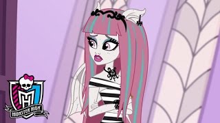 The Halls Have Eyes  Volume 3  Monster High [upl. by Dixie]