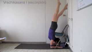 Uso de la silla en Yoga Iyengar [upl. by Anairb]