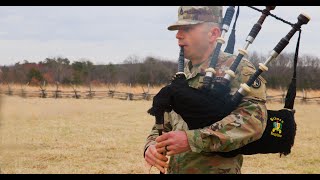 quotGary Owenquot and quotThe Blarney Pilgrimquot performed by US Army Soldiers [upl. by Narot]