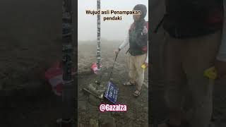 WUJUD Asli Penampakan Pendaki kena BADAI Gunung hiking adventure viral pendaki shorts scary [upl. by Aehcim]