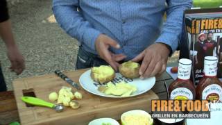 Gepofte BBQaardappels  FireampFood TV [upl. by Htide]