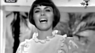 Mireille Mathieu  Pardonne moi ce caprice denfant [upl. by Toole947]