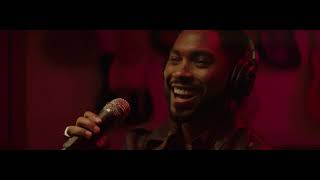 Miguel – Sky Walker 4th Anniversary of quotWar amp Leisurequot Performance Video [upl. by Enneicul]