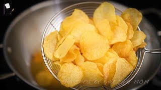 রোদে শুকানো ছাড়াই ইনস্ট্যান্ট আলুর চিপস  Instant Crispy Potato Chips  Quick and Easy Aloo Chips [upl. by Nrobyalc]