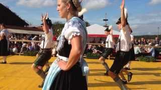 Volkstanz im oberbayerischen Obing beim Bauernhiagst Bauernherbst [upl. by Hutchins]