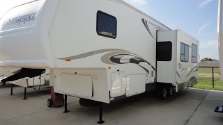 Family Friendly 2005 Sandpiper 285 Fifth Wheel [upl. by Salkin18]