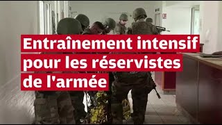 VIDÉO Blois  lentraînement très réaliste dun escadron de réservistes [upl. by Wahl157]