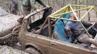 Lada Niva vs Nissan terrano 2 jagen in Mohrwald Offroad заганяем машины в болота Mammutparck [upl. by Hedaza845]