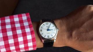 HMT Pilot White dial blue hands Review in Hindi [upl. by Saxe]