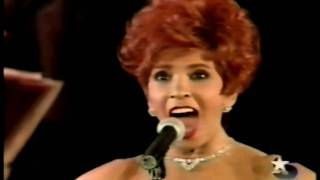 Shirley Bassey  SOMETHING 1995 Live In Istanbul [upl. by Geof]