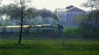 Schnellfahrdampflok 18 201 mit langem Schnellzug bei Saalfeld  Mai 1992 [upl. by Olag576]