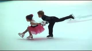 Twin 5 year olds Katarina and Dakota skate a pairs routine December 2009 [upl. by Enylcaj695]