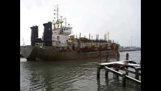 Newhaven Harbour  Dredging the Harbour  2009 [upl. by Eirol422]