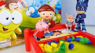 Il LETTO pieno di INSETTI  Gattoboy e Topo Tip sfidano Peppa Pig e Splash a BED BUGS Challenge [upl. by Manus]