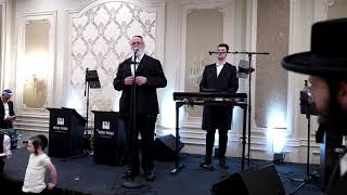 Cantor Shimon Leitner sings Mimkomcha Carlebach [upl. by Laekcim]