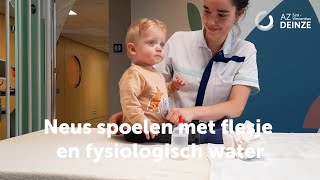 Hoe neus spoelen met een flesje bij kinderen [upl. by Sidney]