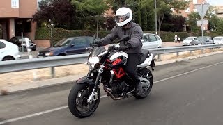 Aprilia Shiver 750  Prueba [upl. by Suiravad]