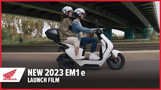 2023 EM1 e Electric Scooter [upl. by Leroi904]