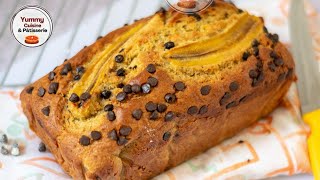 Recette facile de Cake moelleux la banane et pépites de chocolat [upl. by Aerdnaxela958]