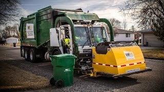 Mack LE Heil DuraPack HalfPack Garbage Truck w The CurottoCan Slammin Eagle [upl. by Gwenni]