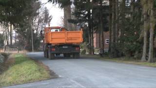 Krampe Hakenlift THL 8L mit Unimog [upl. by Mattox]