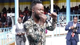 HARRY RICHIE VAIDA ARTIST PERFORMES AT KENYATTA UNIVERSITY GRADUATION CEREMONY [upl. by Ahseniuq]