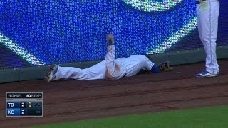 TBKC Gordon injures groin running in left field [upl. by Fuhrman964]