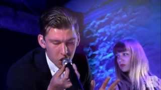 Willy Moon  Shakin Live At The Launch Pad Read [upl. by Marillin]