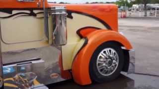 Custom 379 Peterbilt [upl. by Esinad683]