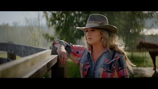 Lainey Wilson  Heart Like A Truck Official Music Video [upl. by Hahn]