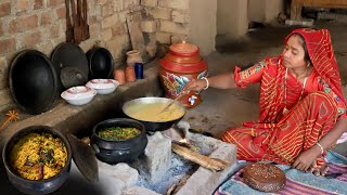 Gujarat Village Traditional Khichdi Kadhi Recipe  Village Food [upl. by Habeh965]