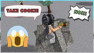 WHY the ELF WONT  take YOUR COOKIE  BLOXBURG ELF HUNT 2023 [upl. by Adnoraj]