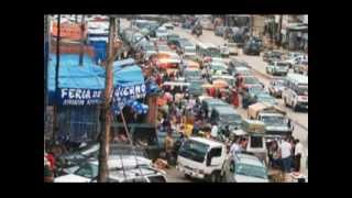 Movilidad de vehiculos privados en el centro de Huancayo transporte privado [upl. by Feola]