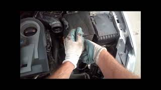 GOLF MK6 How to Bleed Clutch System Slave  Master Cylinder Gunson Eezibleed Easy Bleed [upl. by Sibyl]