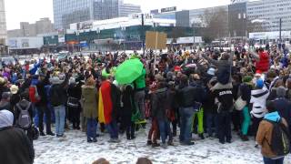 Official Harlem Shake Flashmob  Berlin Alexanderplatz [upl. by Solram]