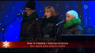 Jill Johnson  I Väntan På Julen Live  Jullotta På Liseberg 2011 [upl. by Weiman]