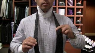 Hoe Strik Je Een Stropdas De FourInHand stropdas knoop How To Tie A Tie the FourInHand knot [upl. by Drue]