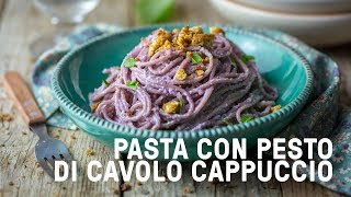 Spaghetti ai 5 cereali con pesto di cavolo cappuccio viola [upl. by Amadus]