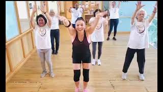 Levantando Las Manos ZUMBA GOLD Fun4Over50s UK Warm up [upl. by Yduj]