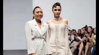 Scha Alyahya ‘Pukau’ Dubai Fashion Week Dalam Persalinan Alia Bastamam [upl. by Cammy]