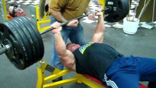 Derek Poundstone 500 lb Bench Press for reps [upl. by Brannon]