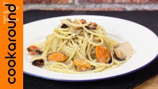 Spaghetti cacio e pepe con le cozze  goduria suprema [upl. by Analihp]