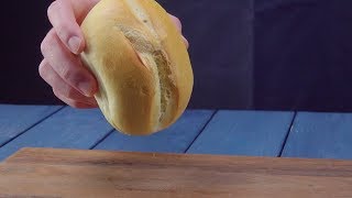 Hol ein Brötchen aus dem Brotkasten und klopfe es mehr [upl. by Renick]