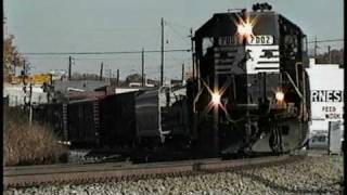 NS GP40X 7002 leads NS 688 at Mableton Georgia  112396 [upl. by Adnana]