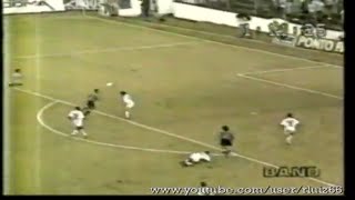 Golaço de Marcelinho Carioca contra o Santos  1996  Narração Alexandre Santos [upl. by Odlanyer4]